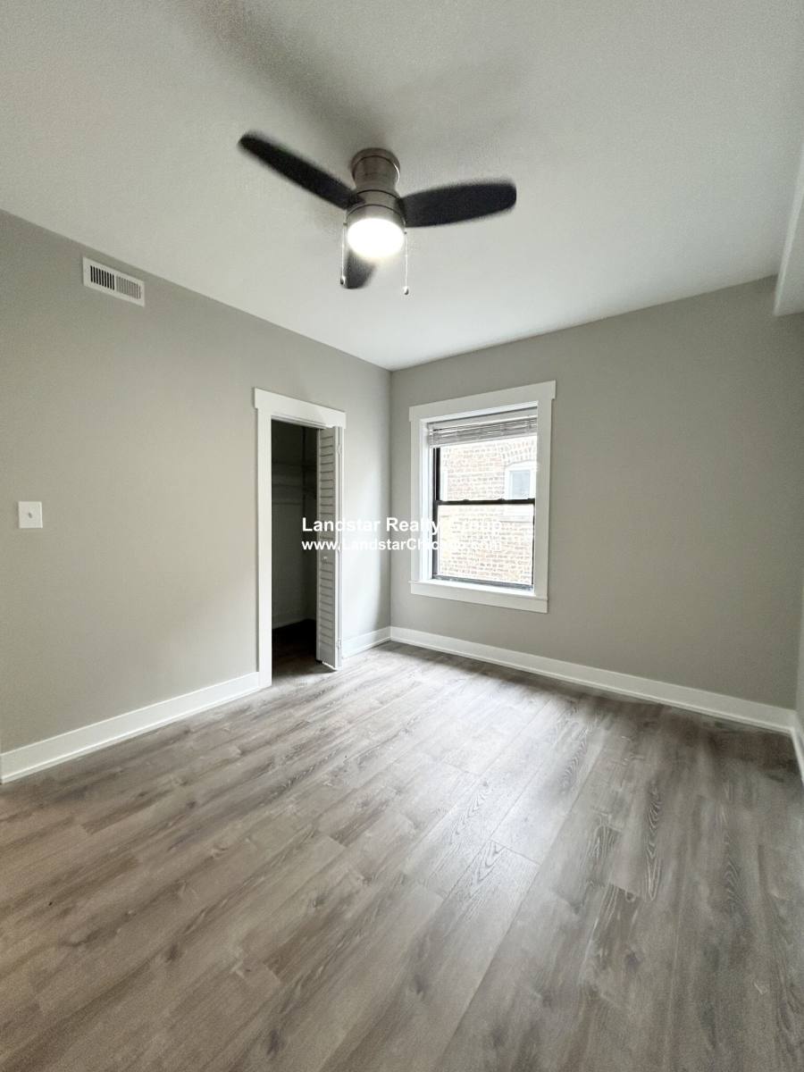 Apartment for rent at 6523 N Newgard Ave #3G, Chicago, IL 60626
