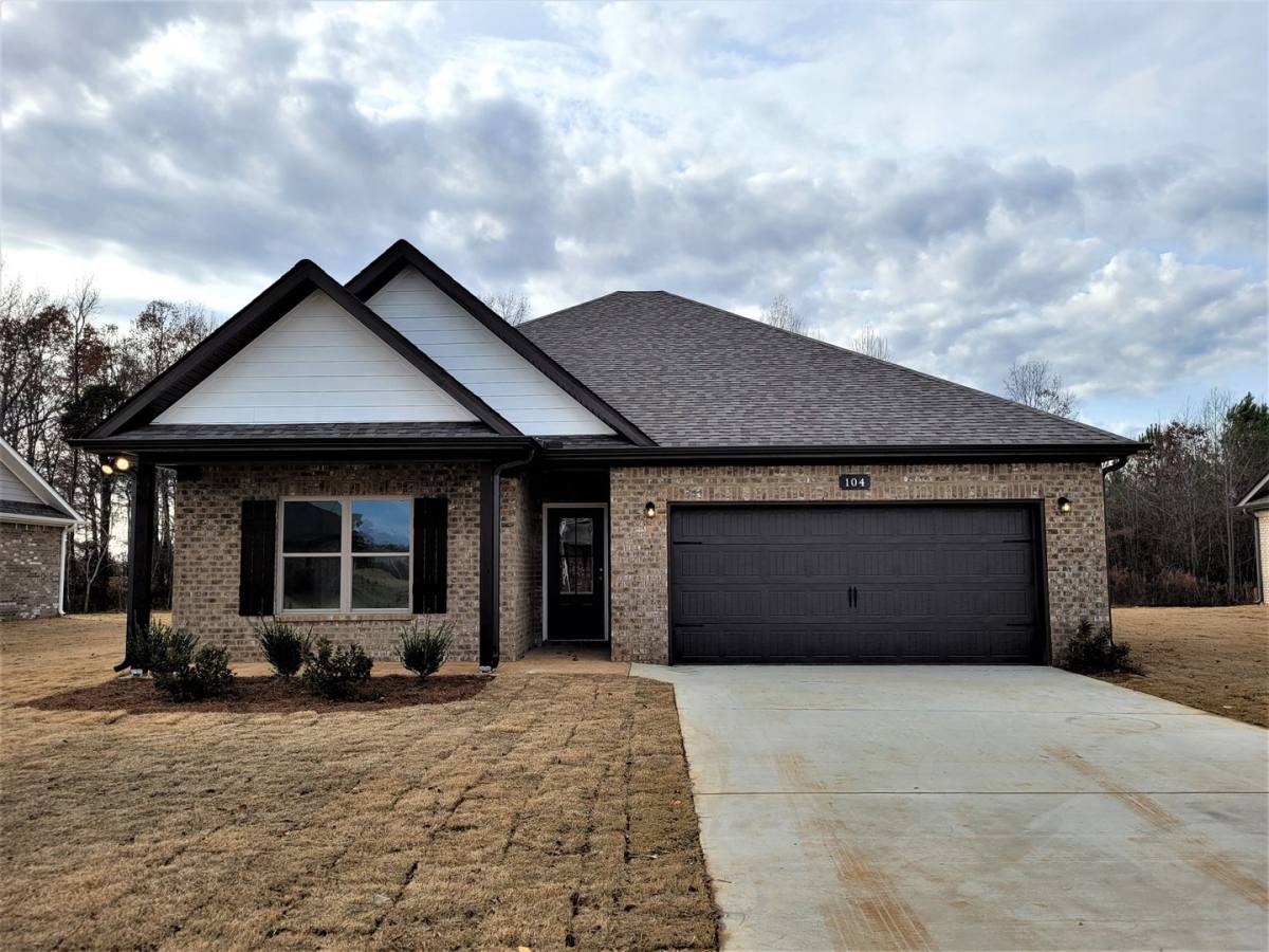 House for rent at 104 Flintlock Way, New Market, AL 35761