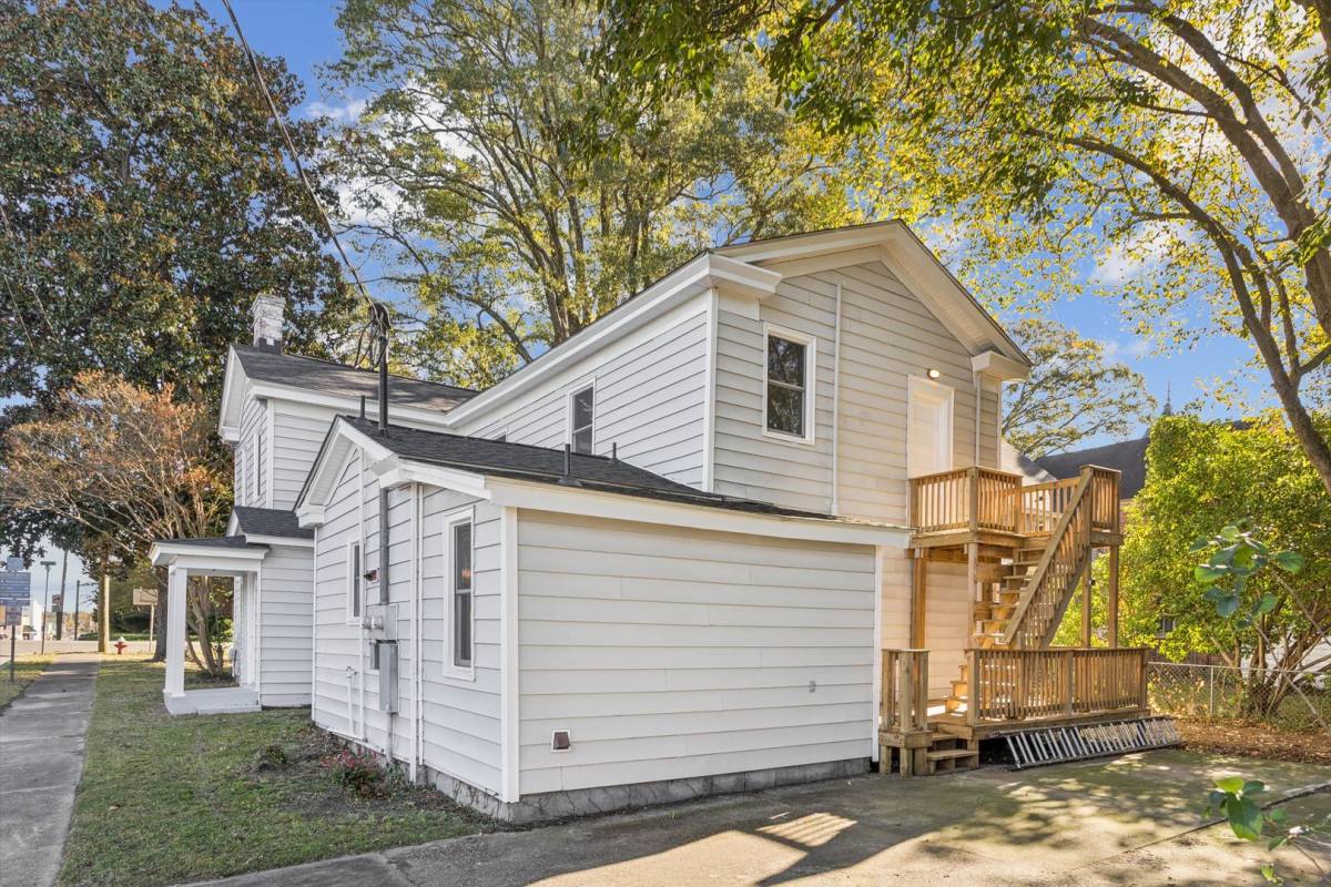House for rent at 107 N High St, Franklin, VA 23851