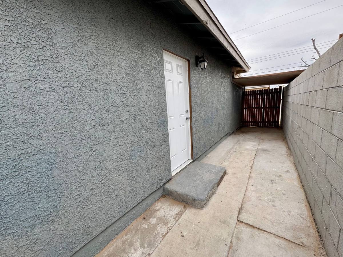 Apartment for rent at 6225 Casada Way, Las Vegas, NV 89107