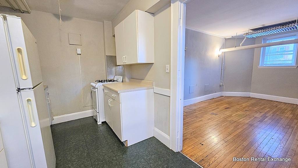 Apartment for rent at 18 Day St #B2, Somerville, MA 02144