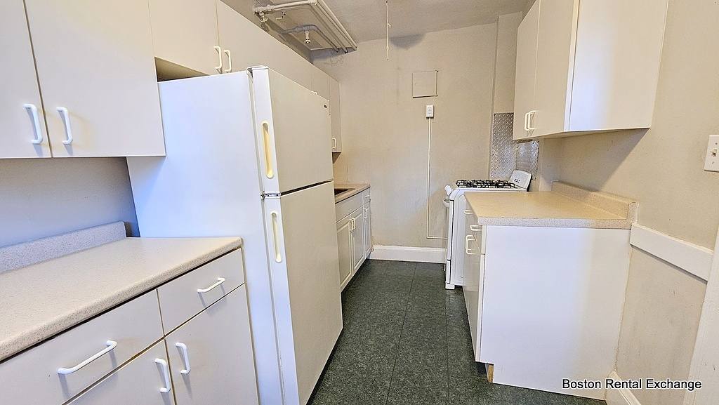 Apartment for rent at 18 Day St #B2, Somerville, MA 02144