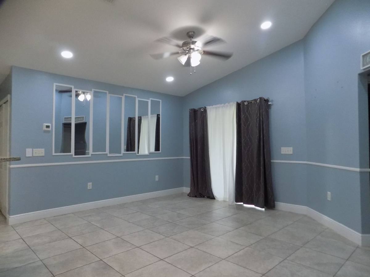 House for rent at 377 Cimarron Court, Kissimmee, FL 34759