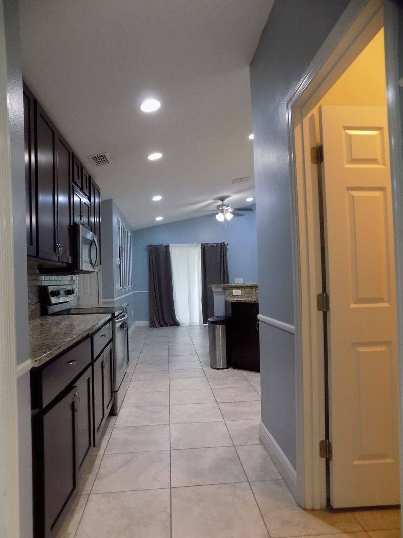House for rent at 377 Cimarron Court, Kissimmee, FL 34759