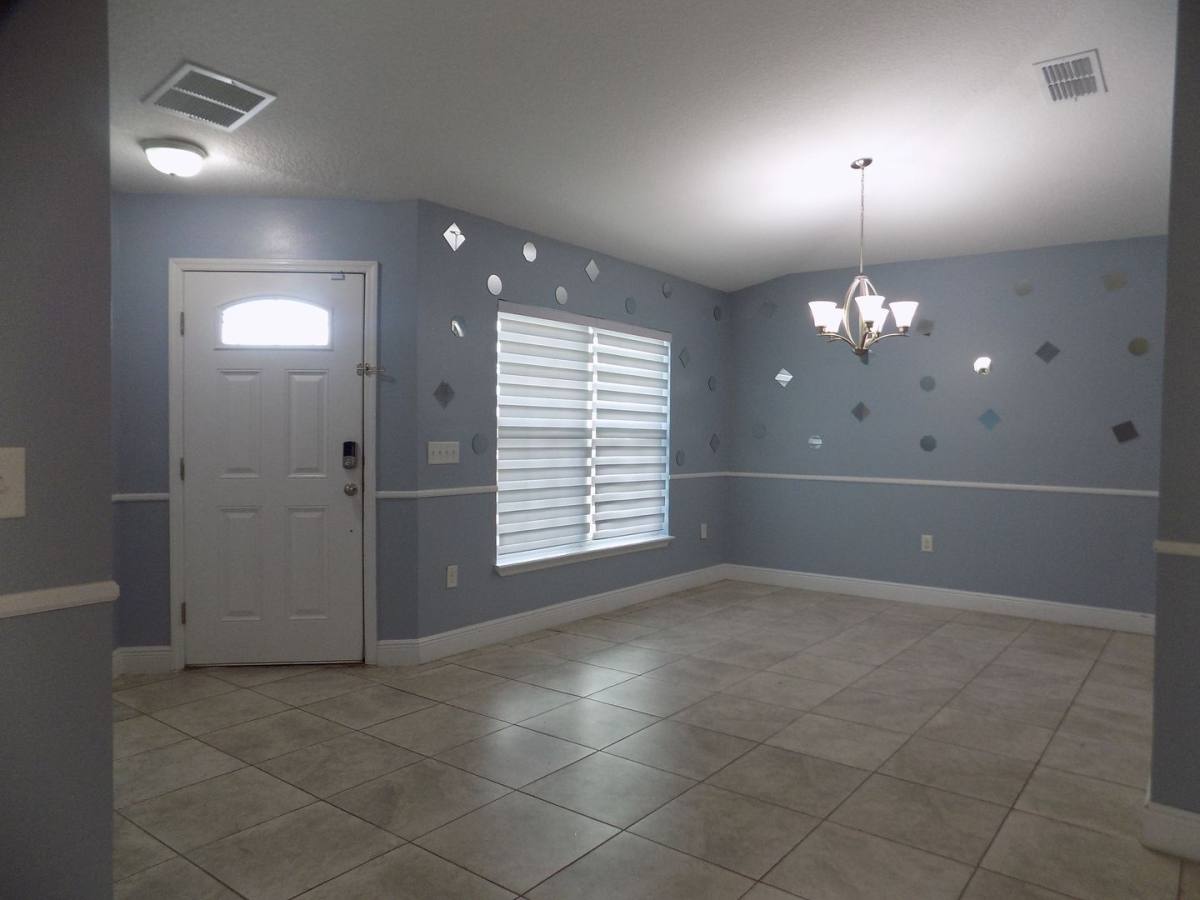 House for rent at 377 Cimarron Court, Kissimmee, FL 34759
