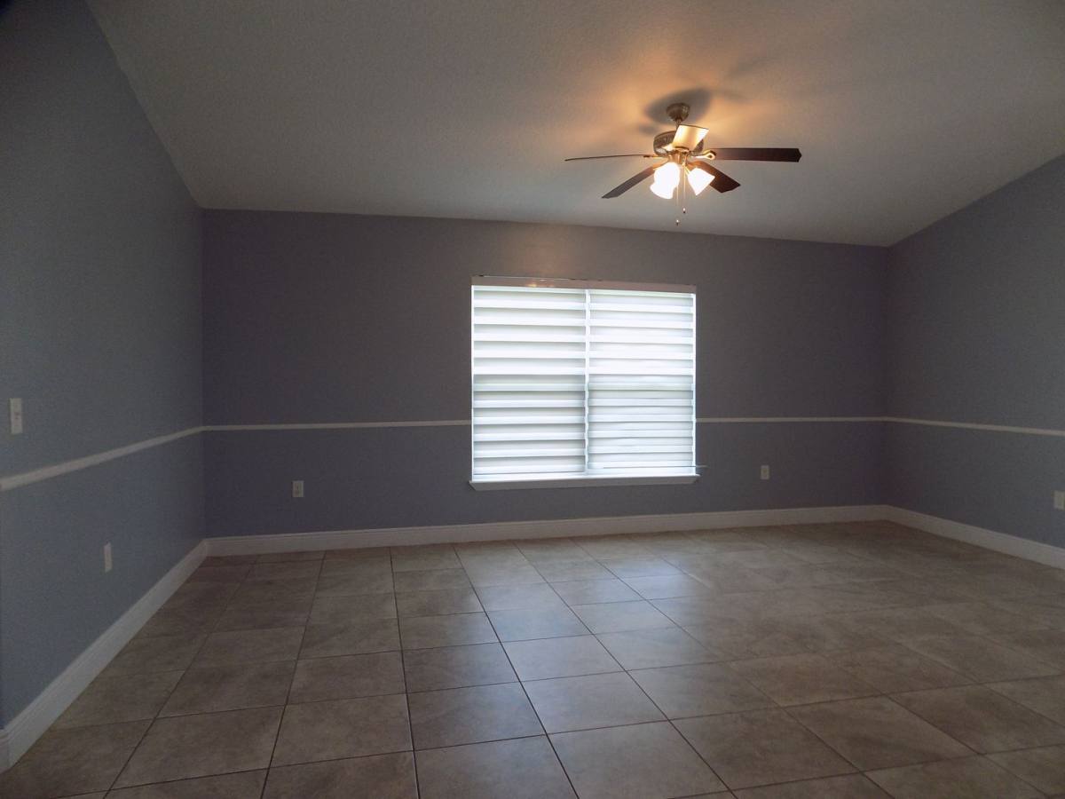 House for rent at 377 Cimarron Court, Kissimmee, FL 34759