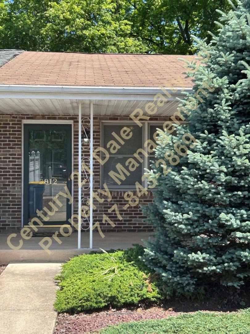 Townhouse for rent at 3812 Fox Chase Dr, Dover, PA 17315