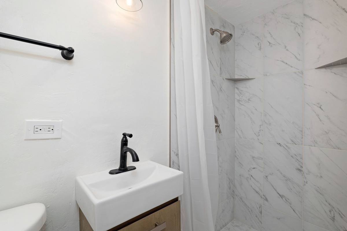 Apartment for rent at 4554-58 N Ave, San Diego, CA 92116