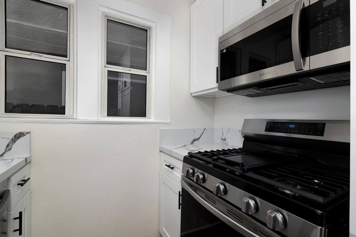 Apartment for rent at 4554-58 N Ave, San Diego, CA 92116