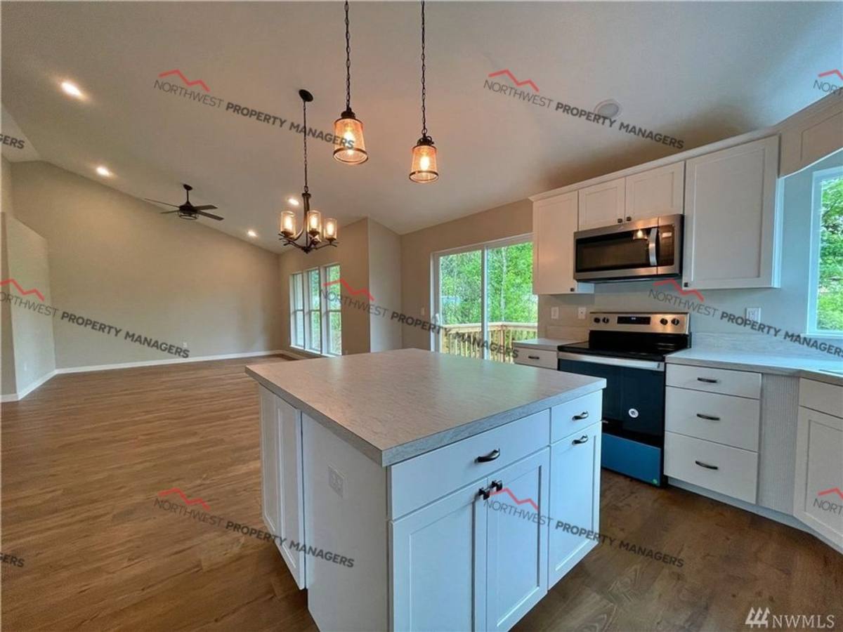 House for rent at 56 Tyce Lane, Mossyrock, WA 98564