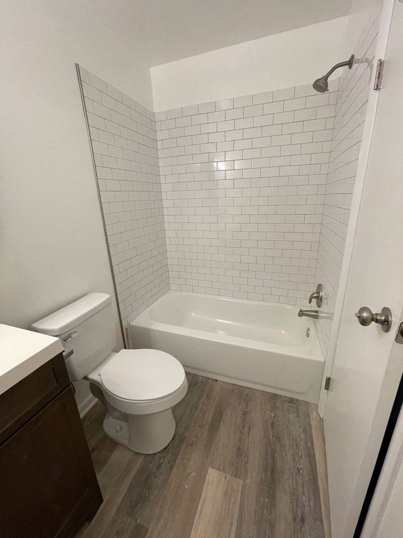 Apartment for rent at 515 N 17th St, Niles, MI 49120