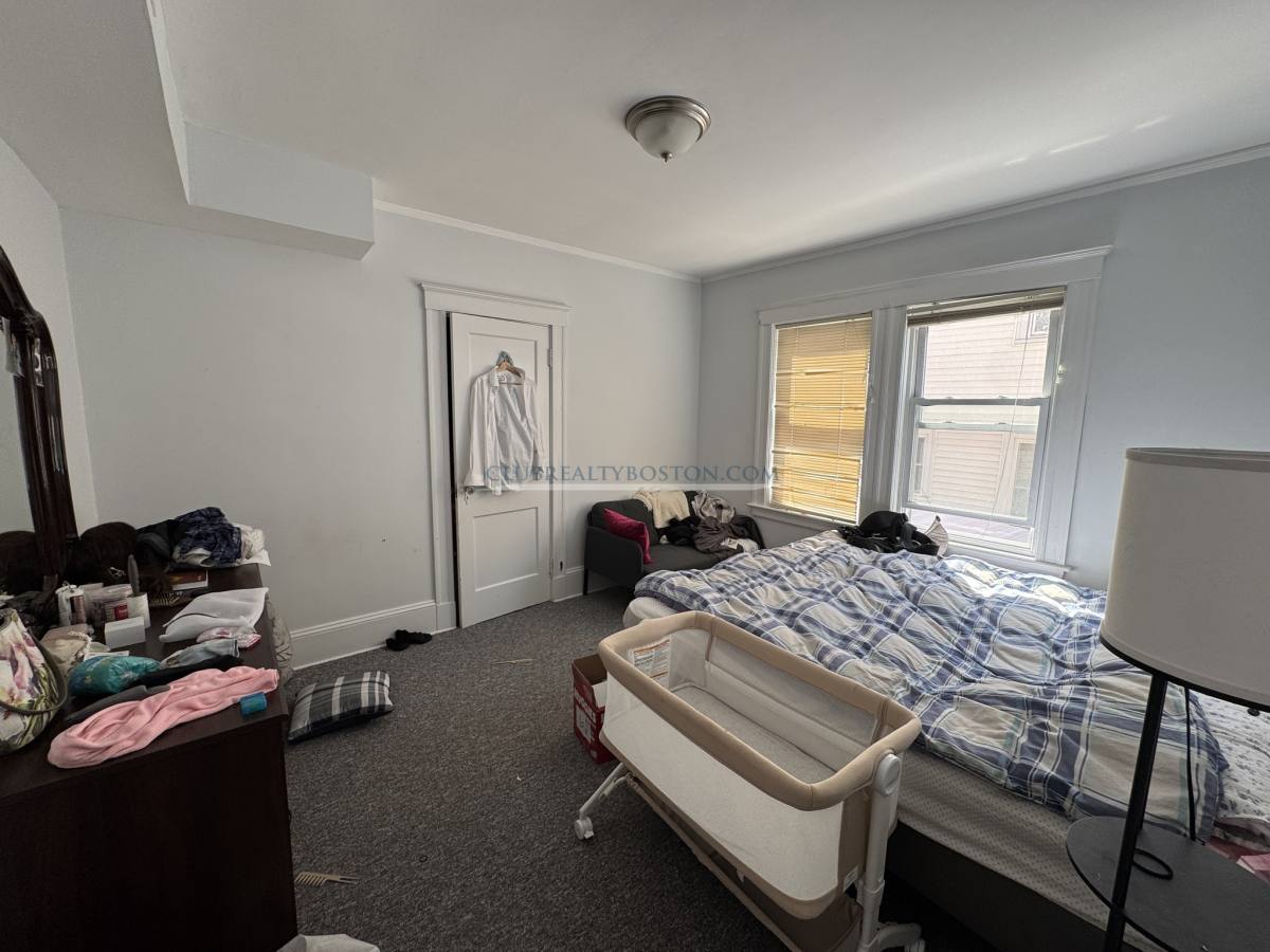 Apartment for rent at 44 Blenford Rd #1, Brighton, MA 02135