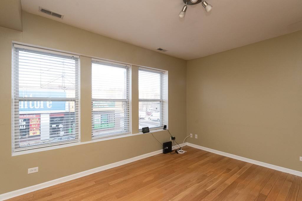 Apartment for rent at 3101 Lawrence #9Q, Chicago, IL 60625