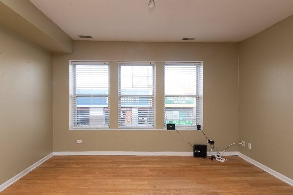 Apartment for rent at 3101 Lawrence #9Q, Chicago, IL 60625