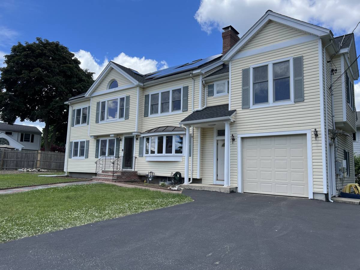 Apartment for rent at 11 Garrison Rd, Arlington, MA 02474