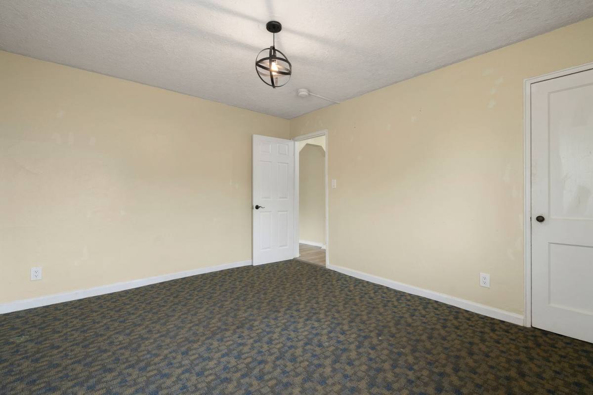 Apartment for rent at 117 Elizabeth St, Dayton, OH 45405