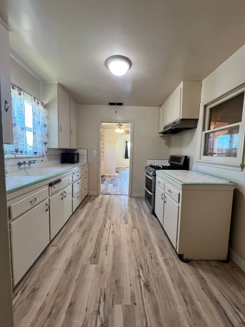 House for rent at 1101 Nebraska Ave, Madera, CA 93638