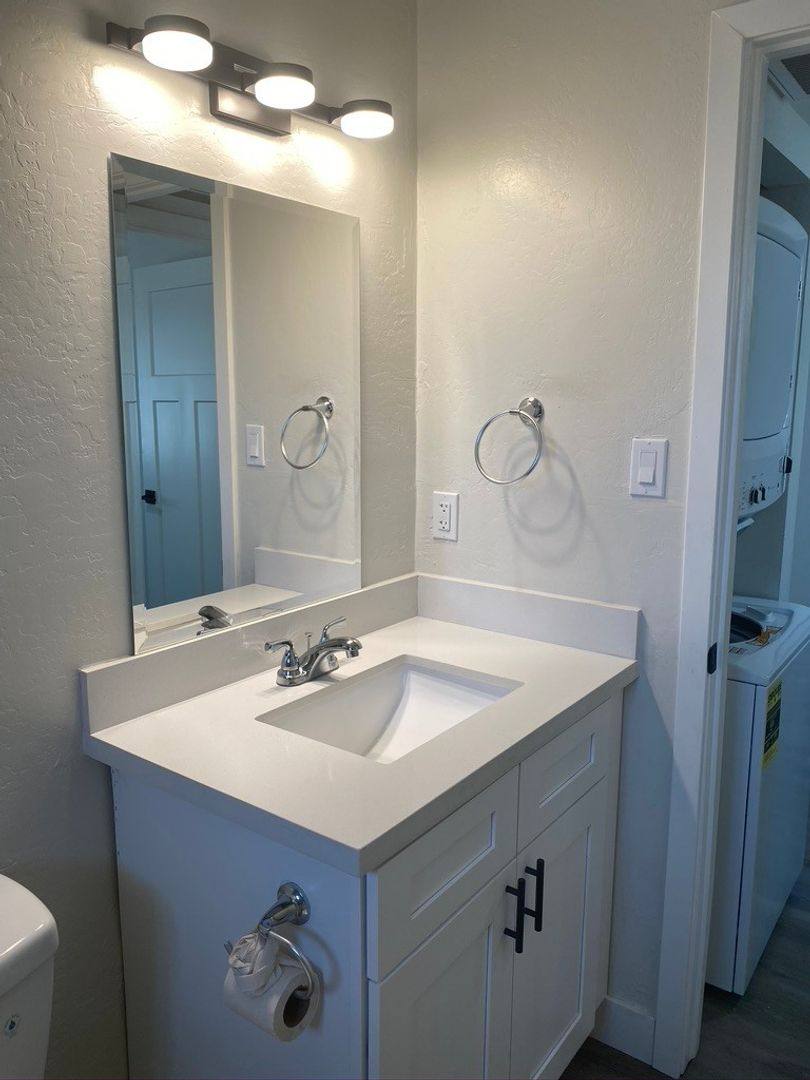 Apartment for rent at 1011 E Amelia Ave, Phoenix, AZ 85014