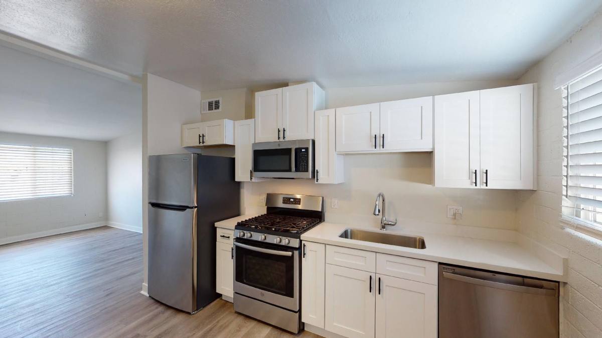 Apartment for rent at 1011 E Amelia Ave, Phoenix, AZ 85014