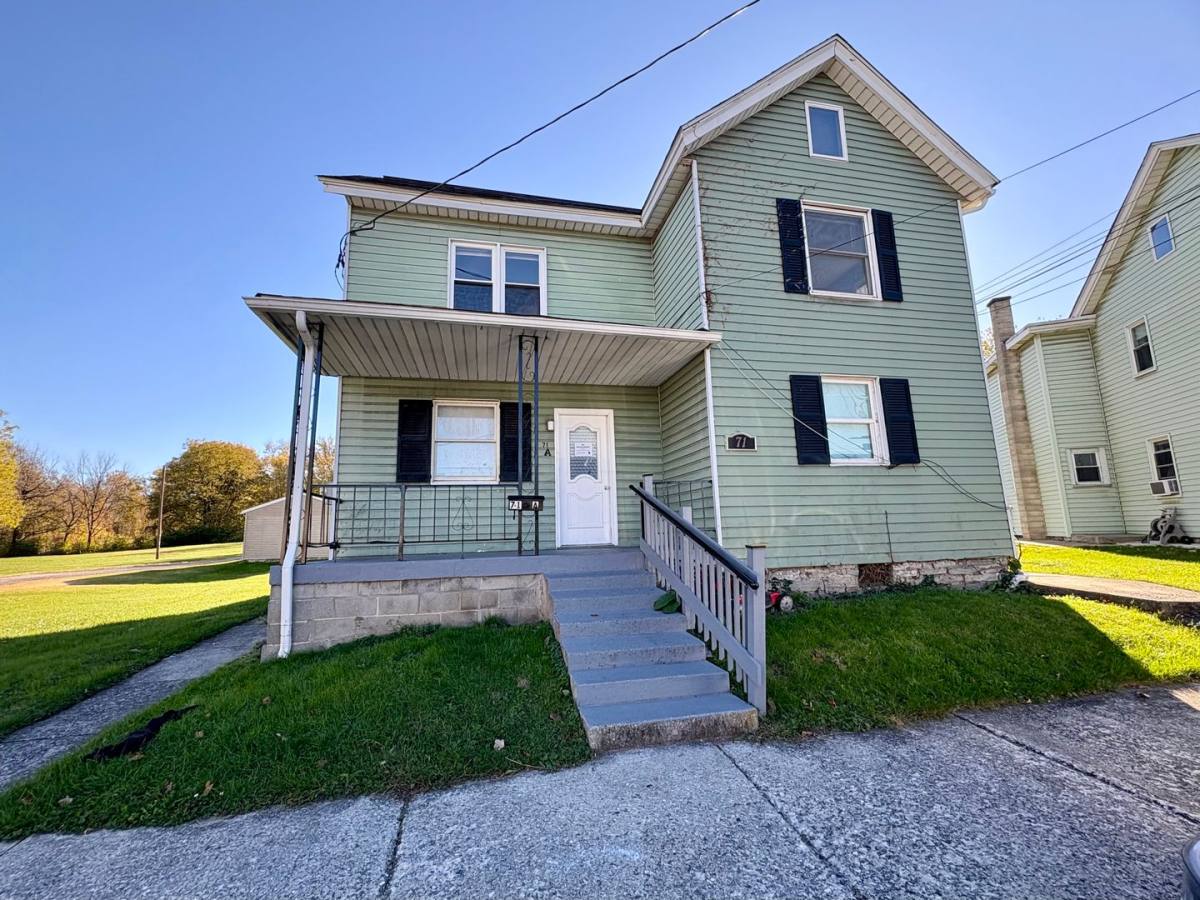 Apartment for rent at 71 Jury St, Highspire, PA 17034