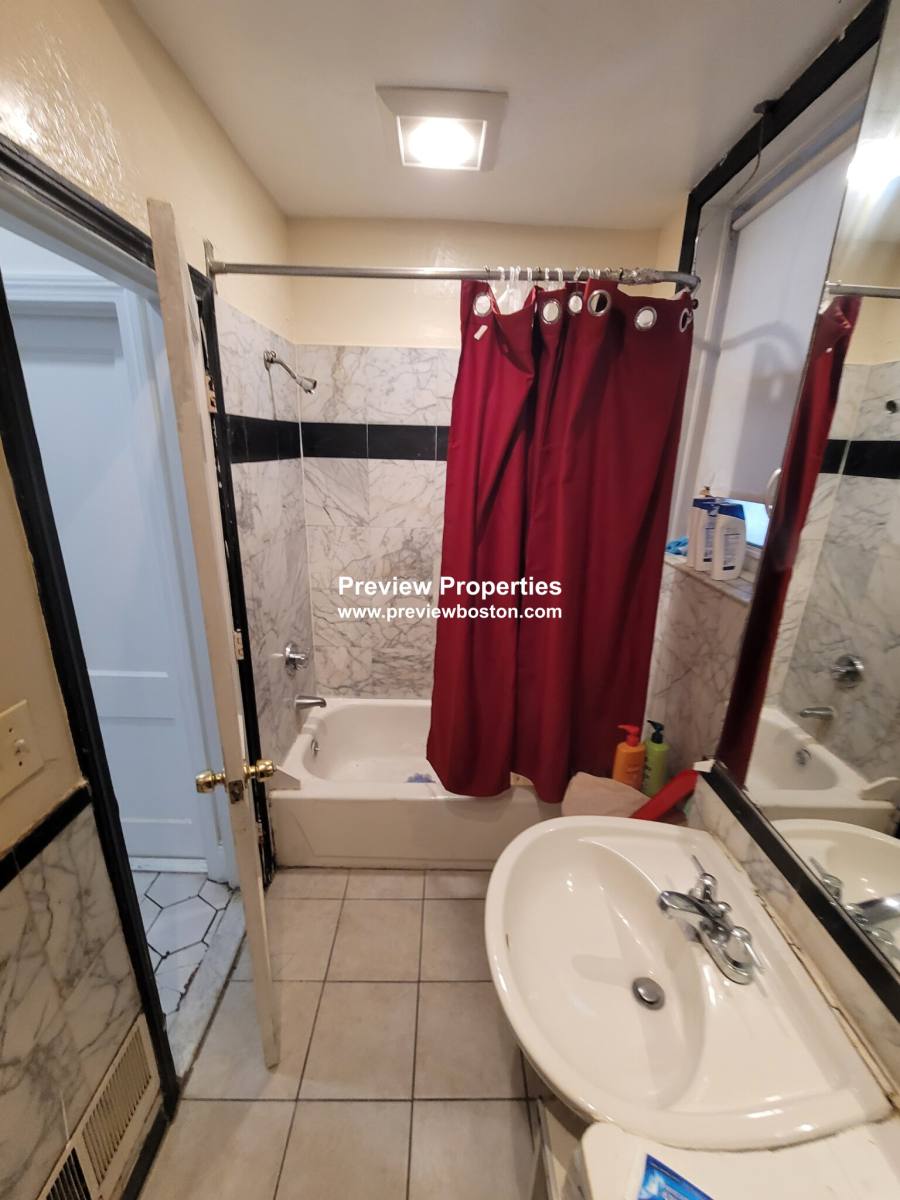 Apartment for rent at 56 Park Vale #9, Allston, MA 02134