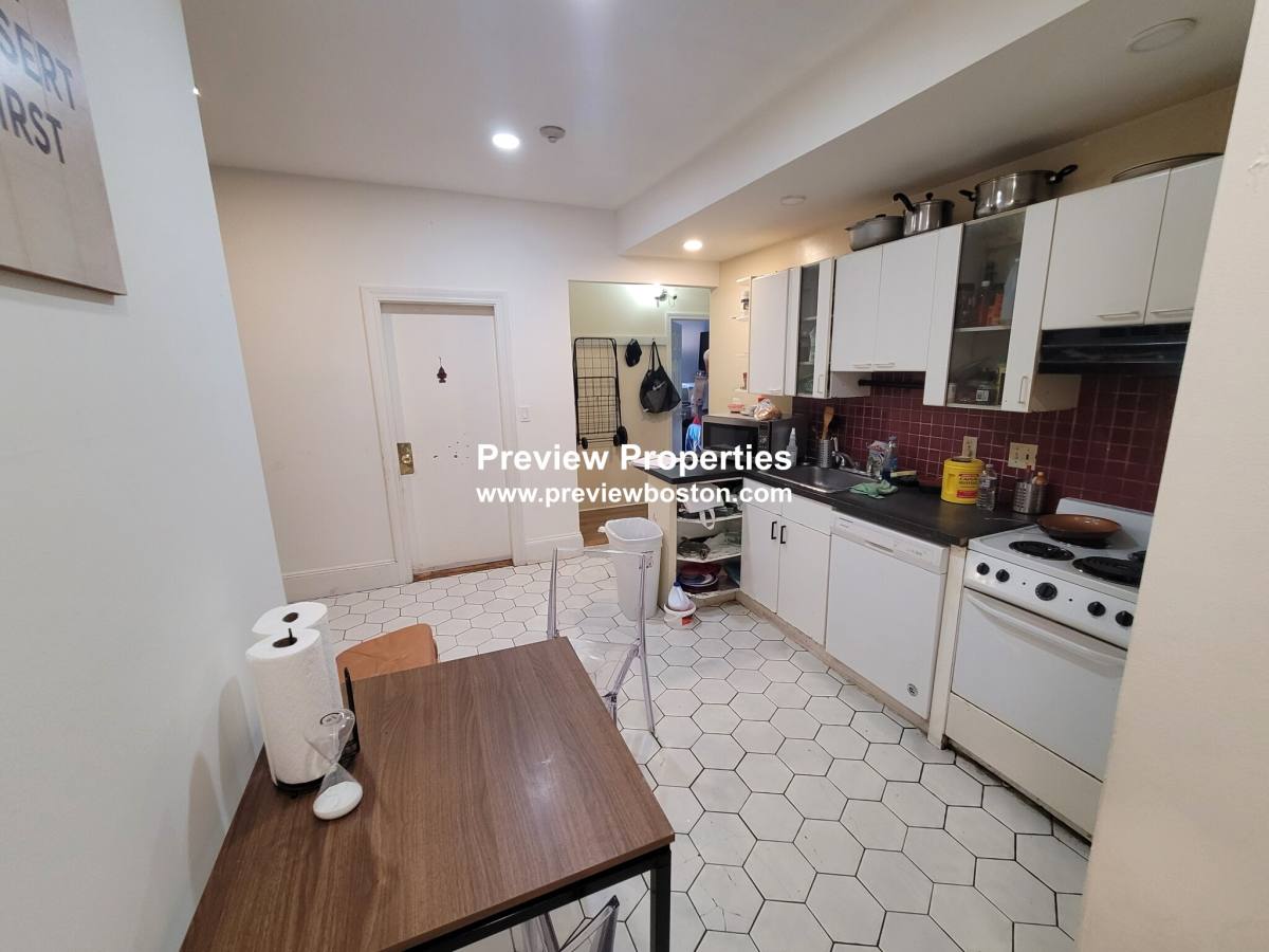 Apartment for rent at 56 Park Vale #9, Allston, MA 02134
