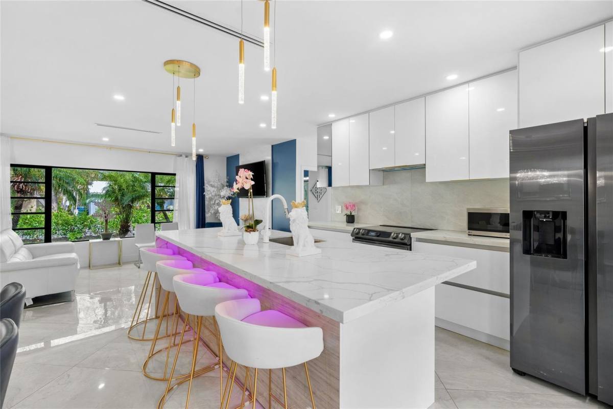 House for rent at 1100 Buchanan St, Hollywood, FL 33019