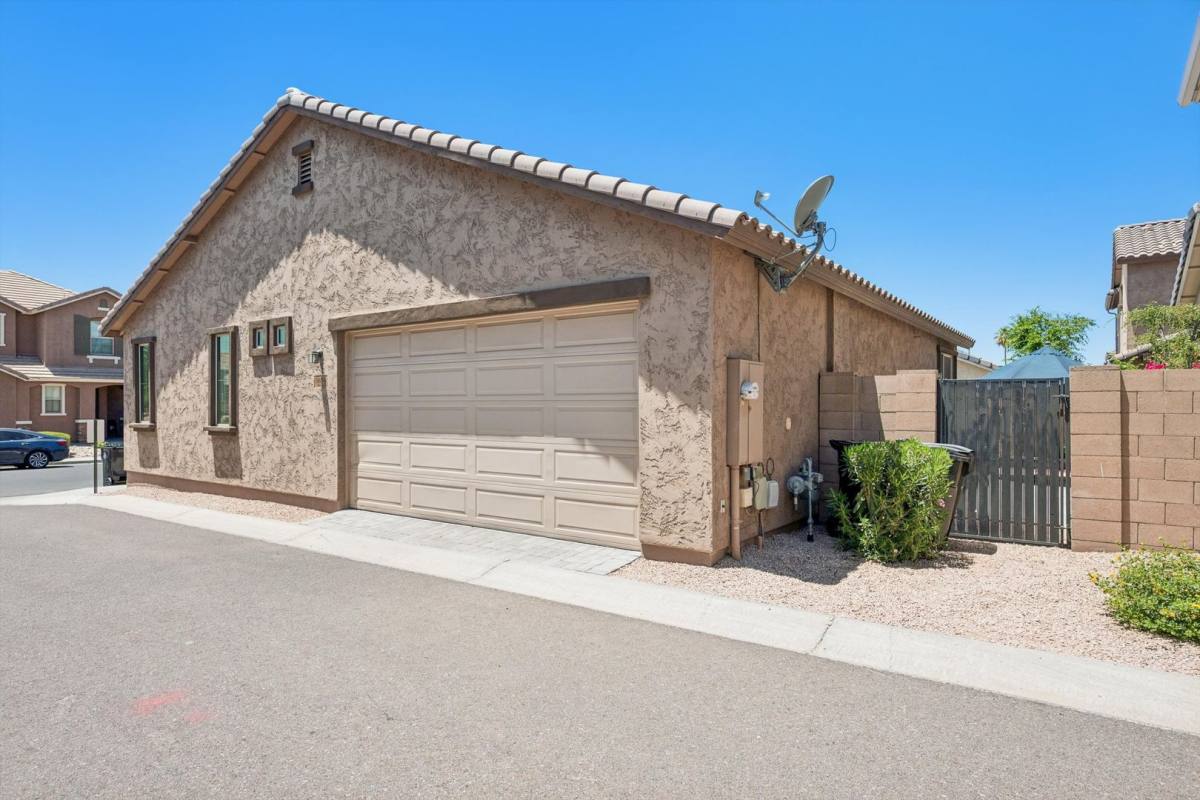 House for rent at 5654 E Butte St, Mesa, AZ 85205