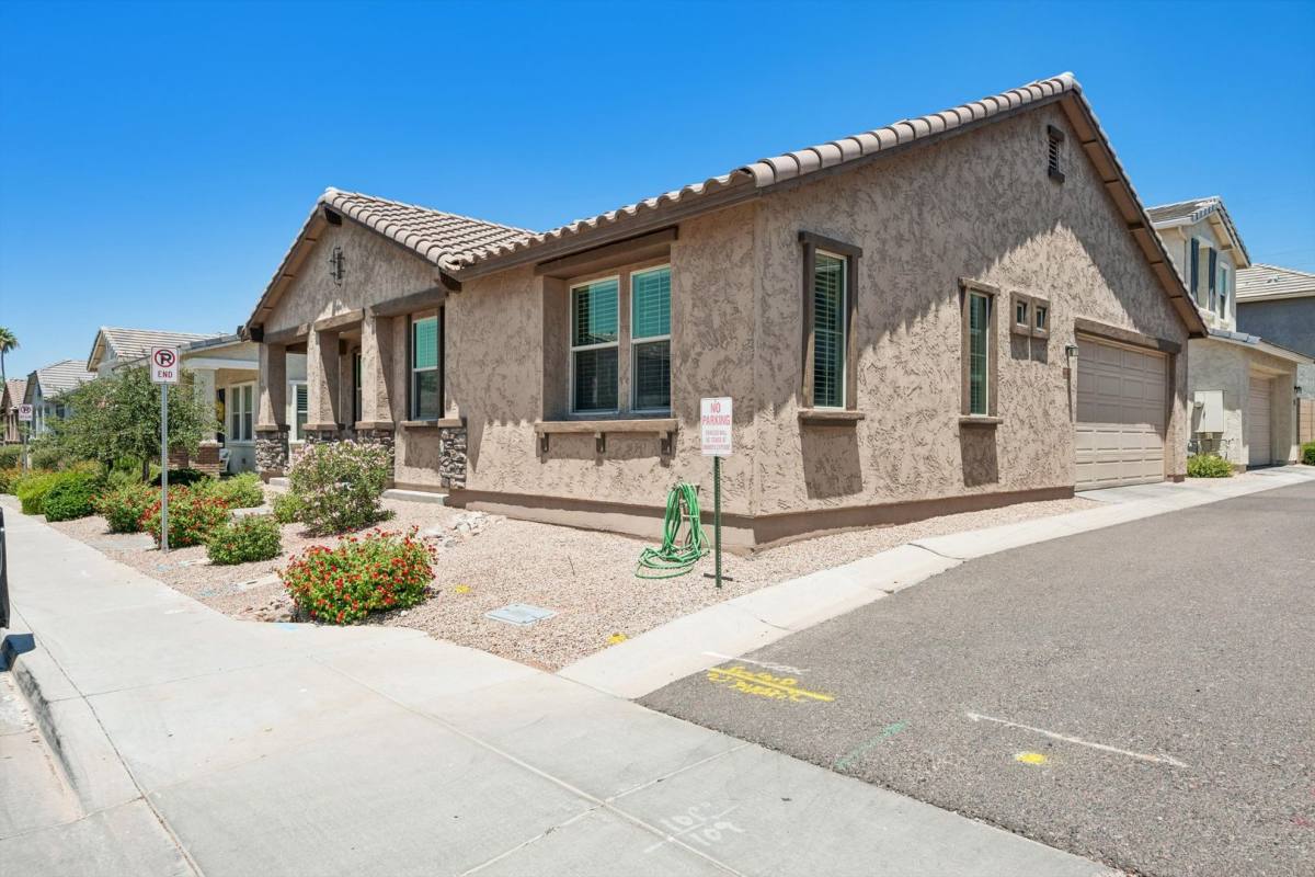 House for rent at 5654 E Butte St, Mesa, AZ 85205