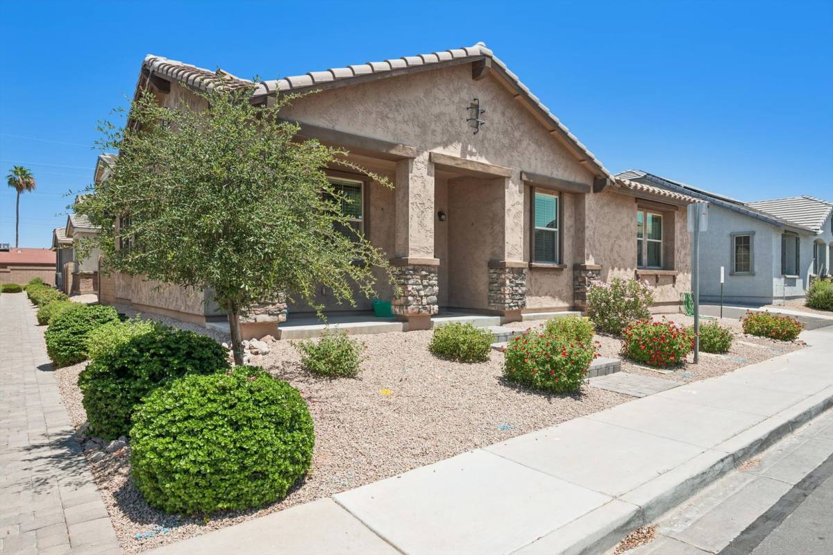 House for rent at 5654 E Butte St, Mesa, AZ 85205