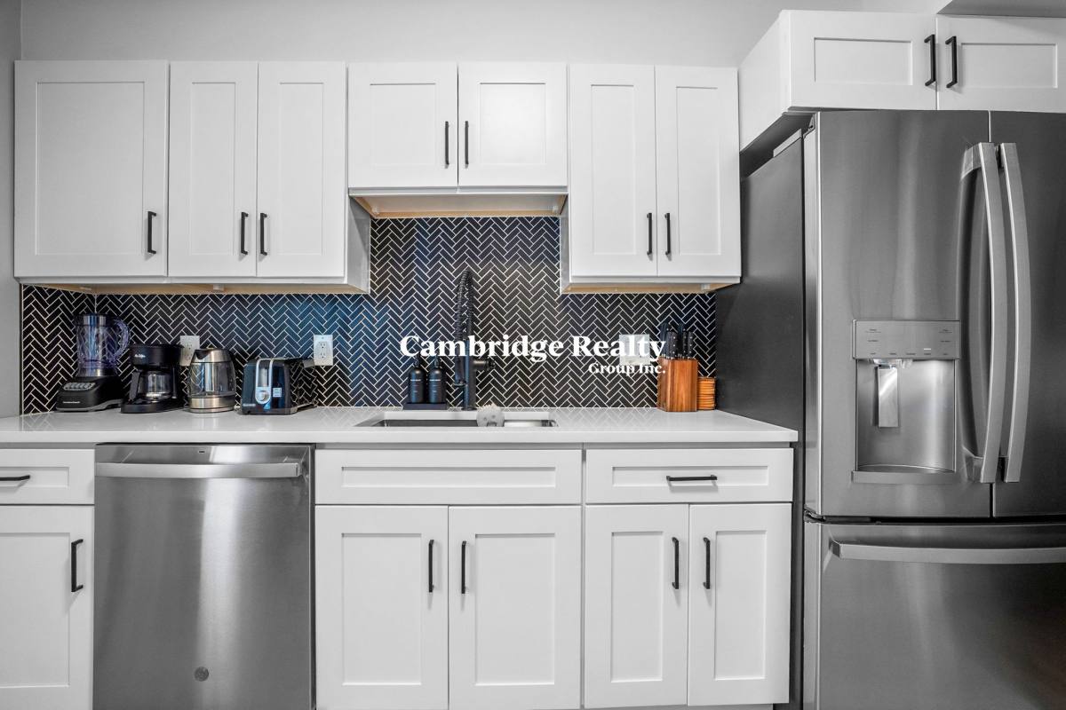 Apartment for rent at 7 Dickson St #2T, Somerville, MA 02144