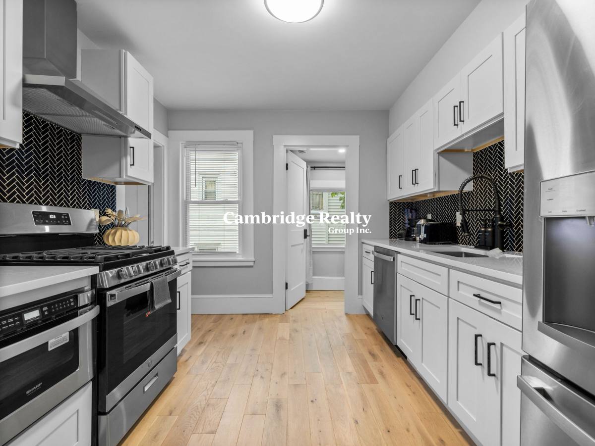 Apartment for rent at 7 Dickson St #2T, Somerville, MA 02144
