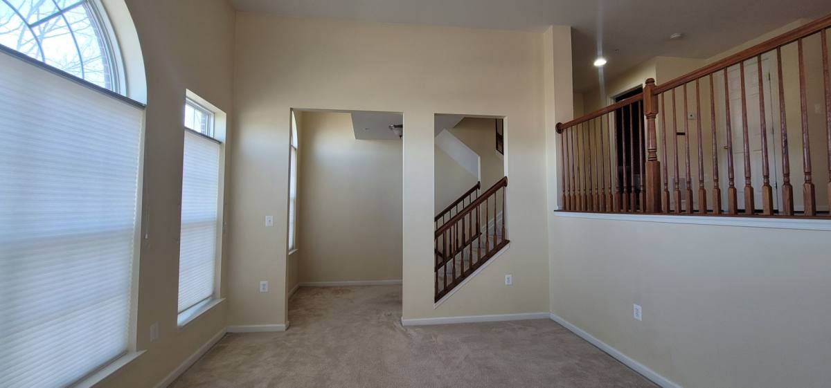 Townhouse for rent at 6010 B Machen Rd, Centreville, VA 20121