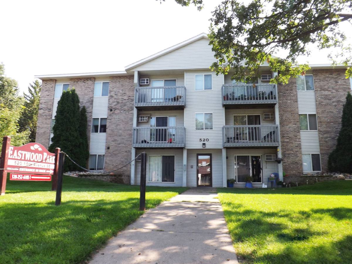 Apartment for rent at 520 15th Ave SE, Saint Cloud, MN 56304