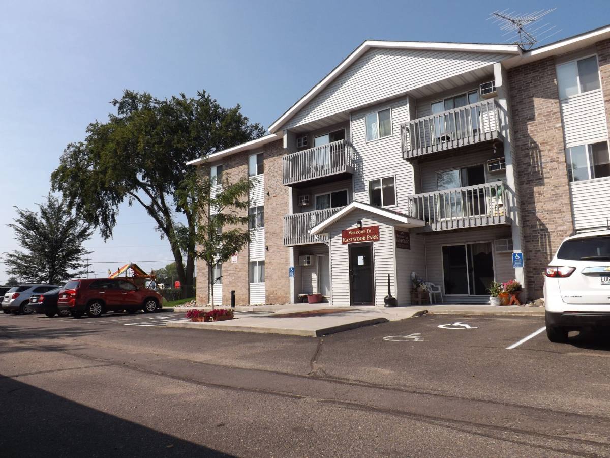 Apartment for rent at 520 15th Ave SE, Saint Cloud, MN 56304