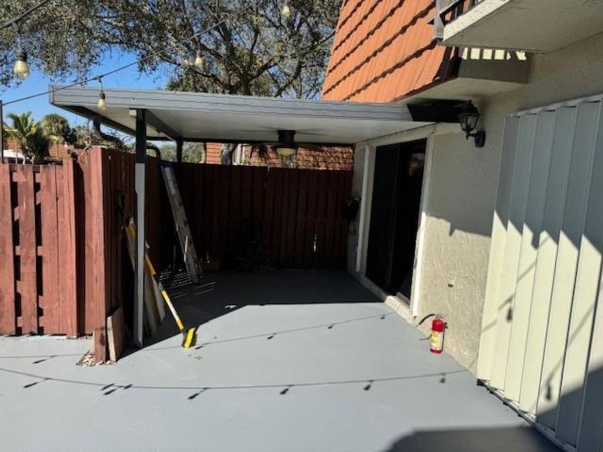 Townhouse for rent at 1210 SW 118th Terrace, Fort Lauderdale, FL 33325