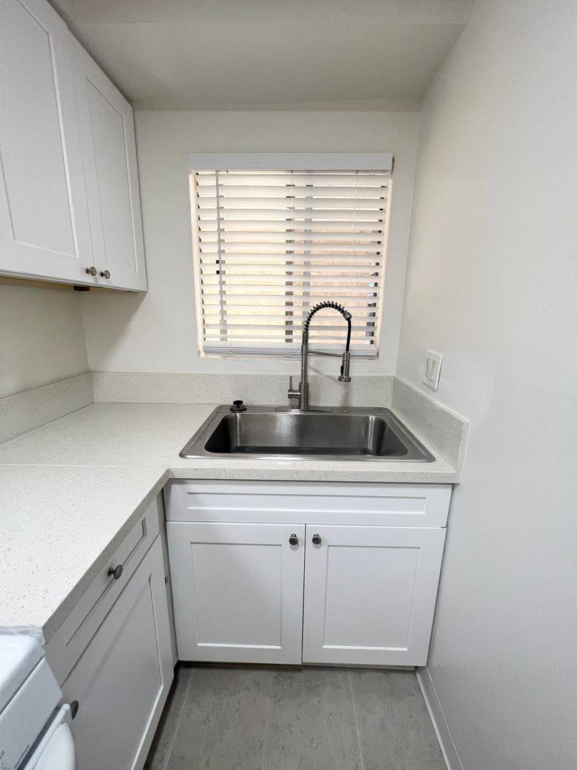 Apartment for rent at 4029 W 138th St, Hawthorne, CA 90250
