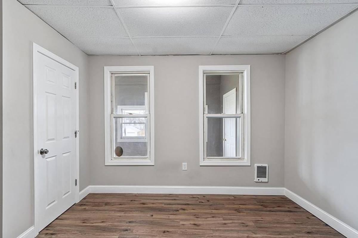 Apartment for rent at 92 Maple St, Winchendon, MA 01475
