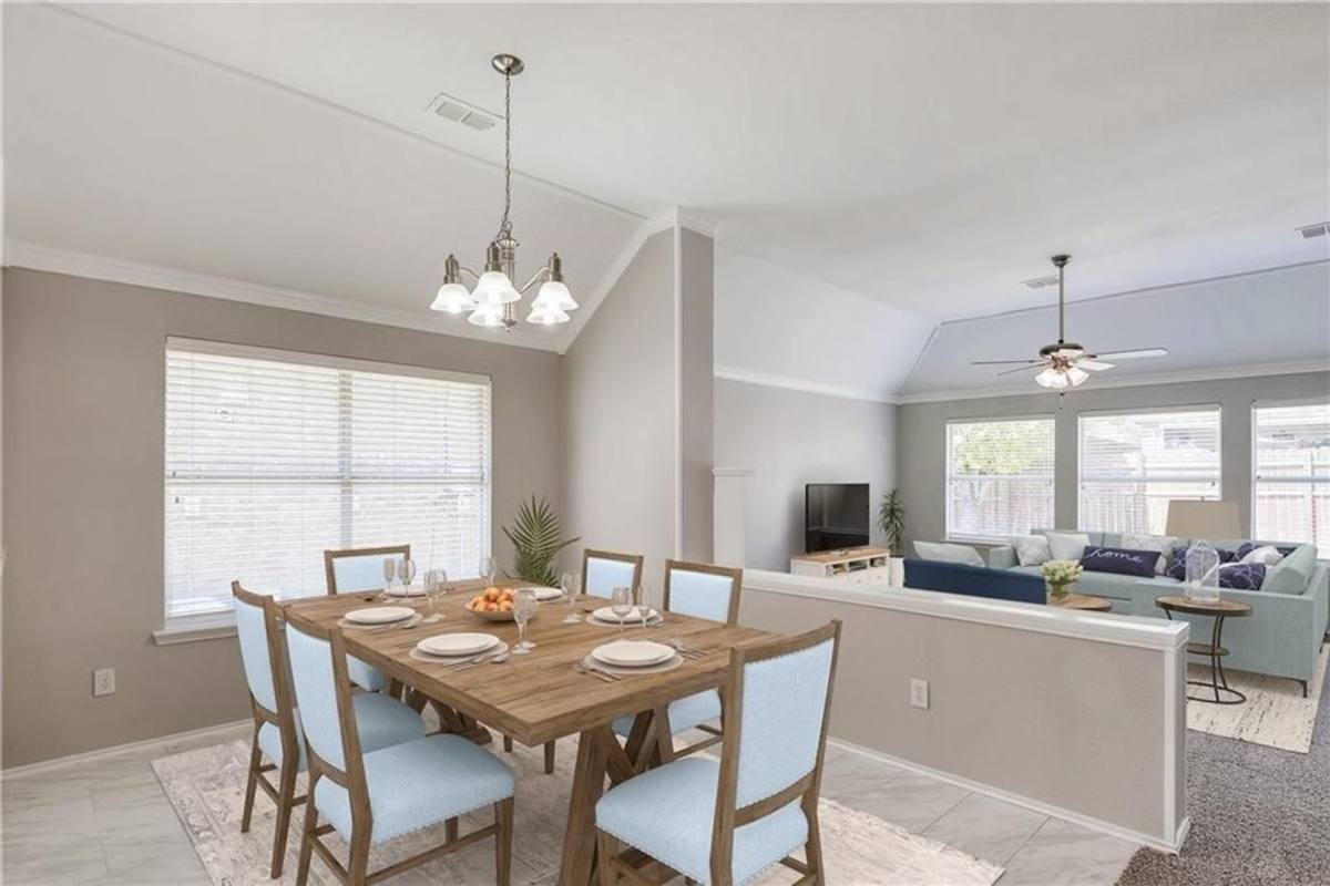 House for rent at 2425 Ravenhurst Dr, Plano, TX 75025
