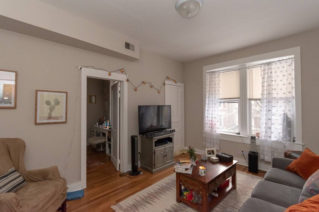 Apartment for rent at 947 Hoyne #10Q, Chicago, IL 60622
