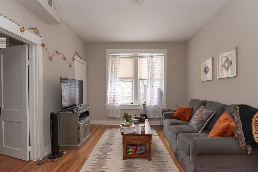 Apartment for rent at 947 Hoyne #10Q, Chicago, IL 60622
