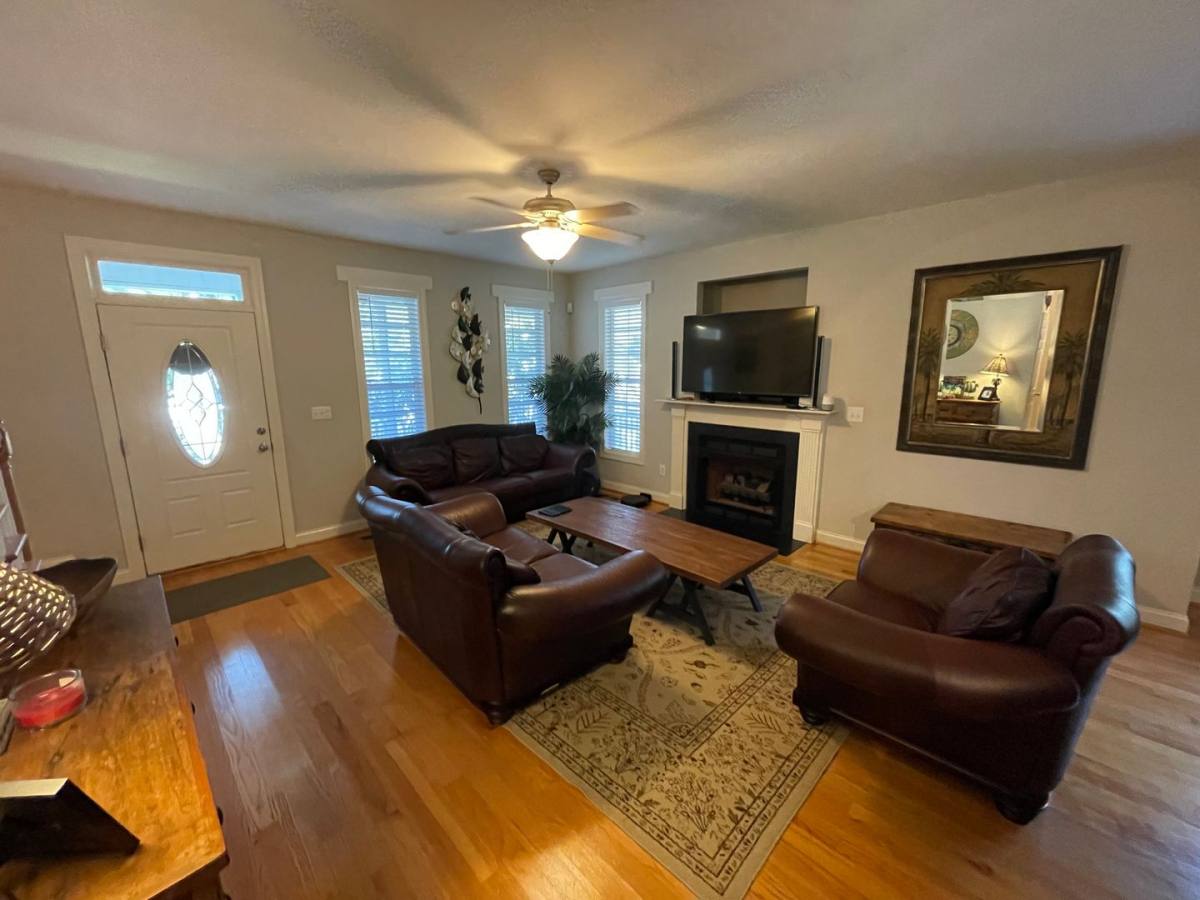 House for rent at 34 Woodbury Lane, Sanford, NC 27332