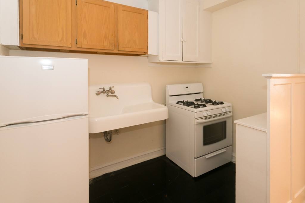 Apartment for rent at 1209 Elmdale #PL2, Chicago, IL 60626