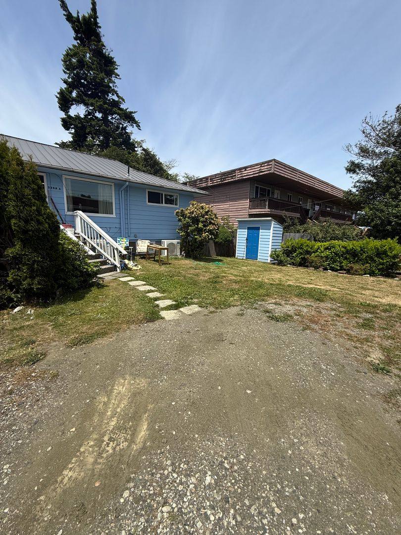 Apartment for rent at 2368 Pacific St, North Bend, OR 97459