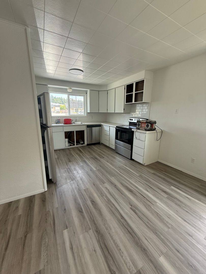 Apartment for rent at 2368 Pacific St, North Bend, OR 97459