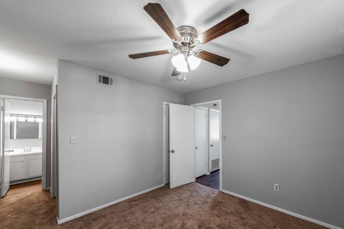 Apartment for rent at 6264 Highway 49 - D104, Hattiesburg, MS 39401