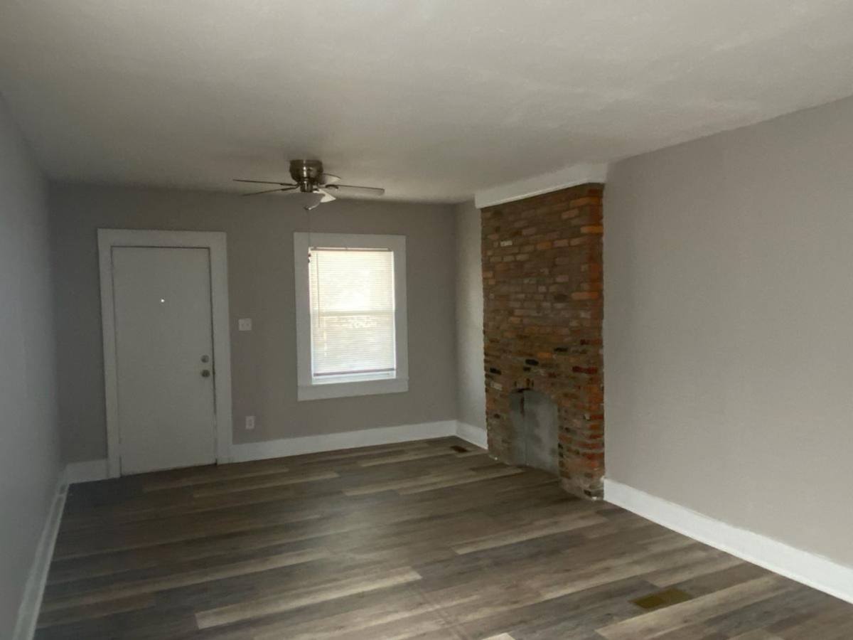 Townhouse for rent at 1469 N Grant Ave, Columbus, OH 43201