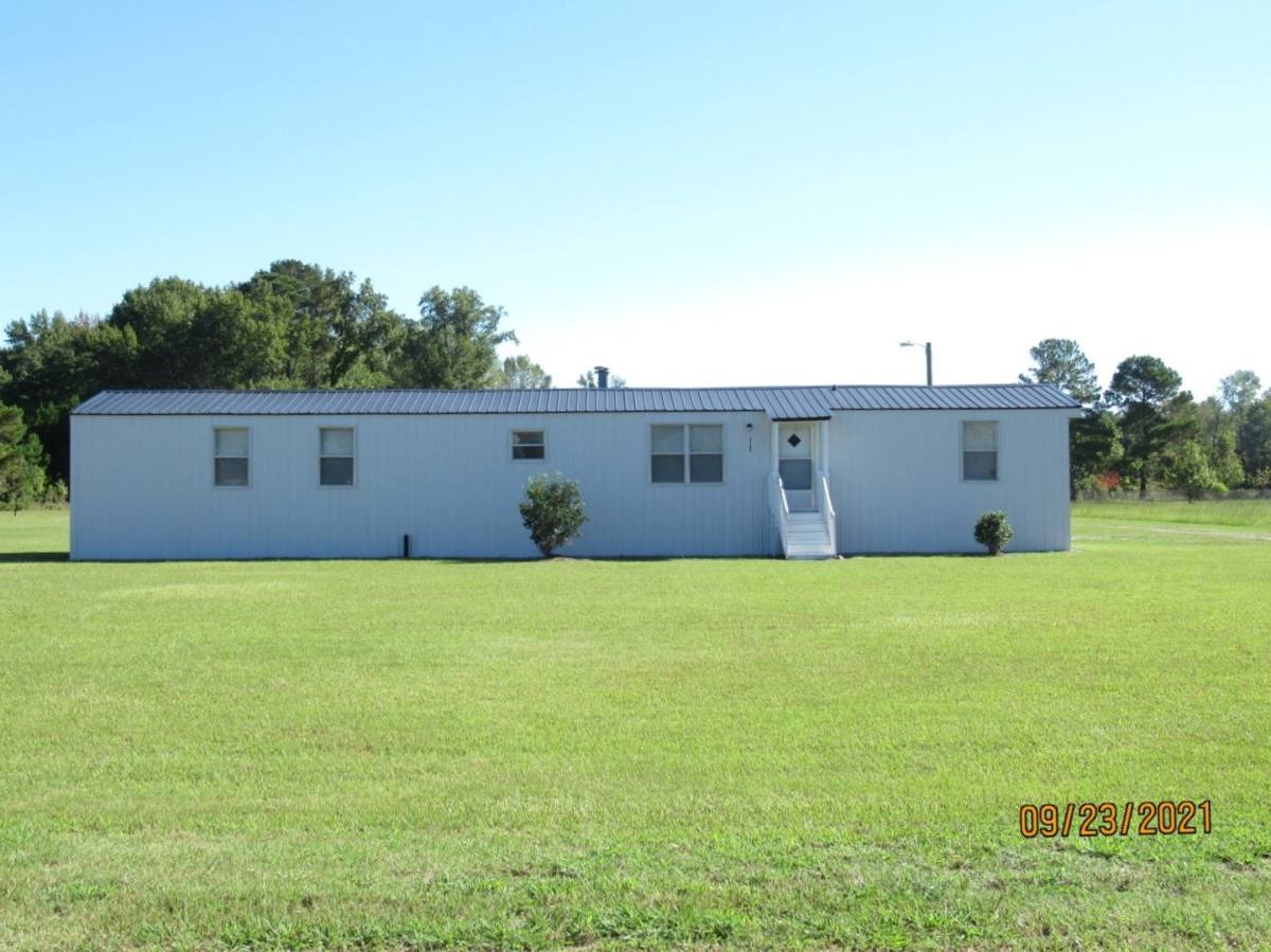 House for rent at 3185 Homestead Rd, Sumter, SC 29153