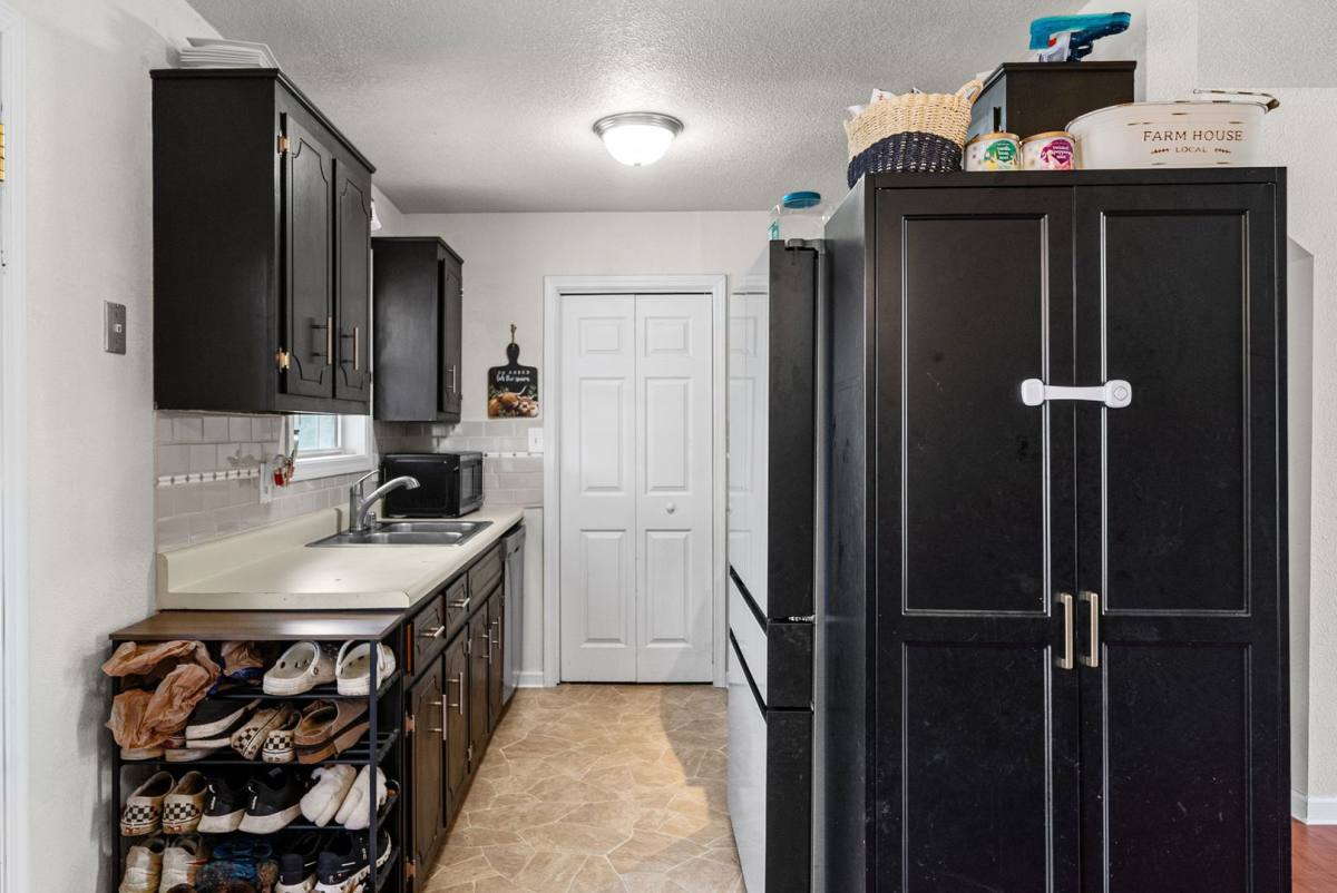 House for rent at 919 Van Buren Ave, Oak Grove, KY 42262