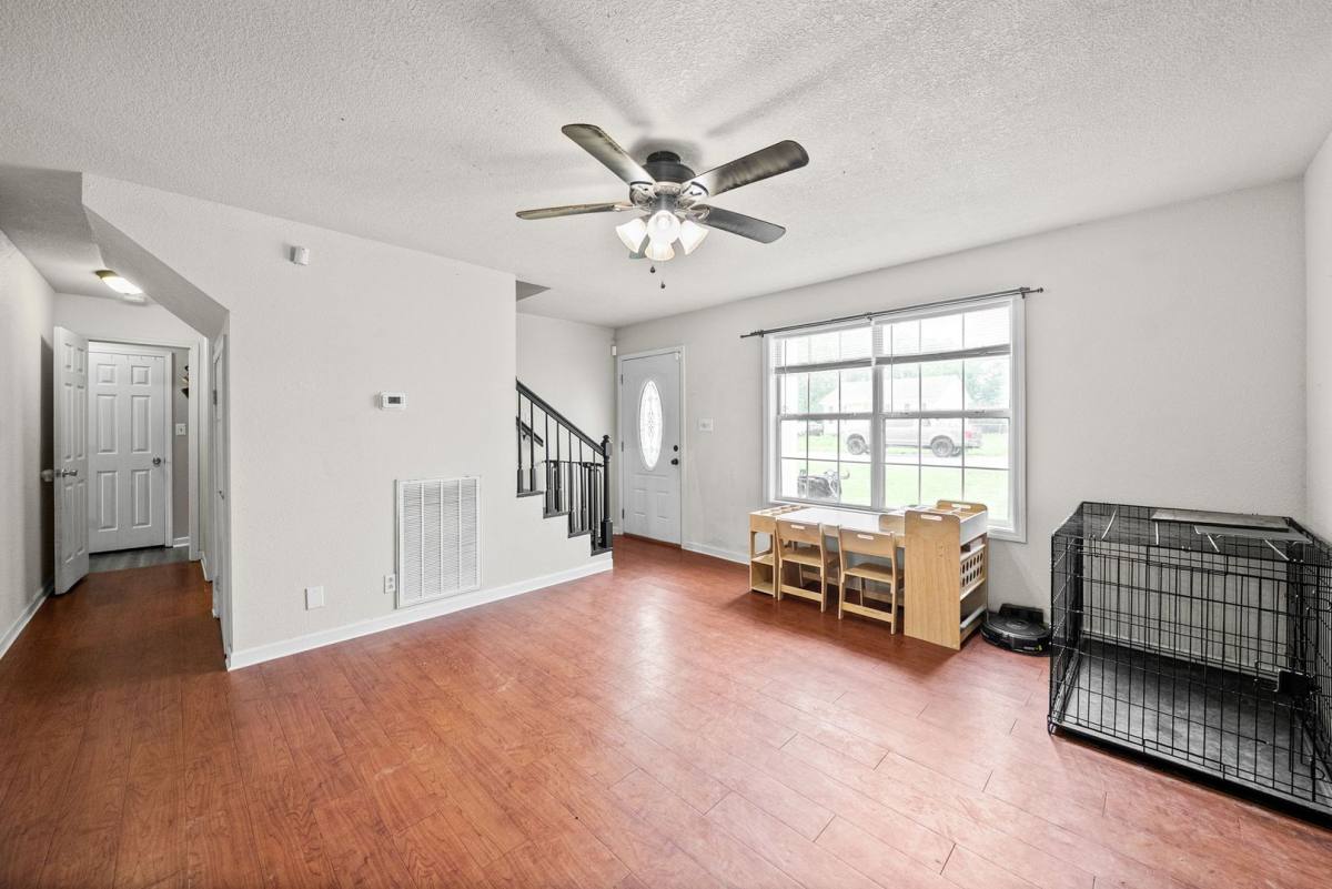 House for rent at 919 Van Buren Ave, Oak Grove, KY 42262